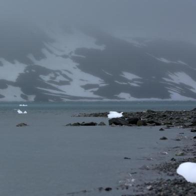  Reportagem de Zero Hora viaja para Antártica para acompanhar as obras de reconstrução na Base Comandante Ferraz, no continete Antártico.Indexador: Jefferson Botega<!-- NICAID(9097327) -->