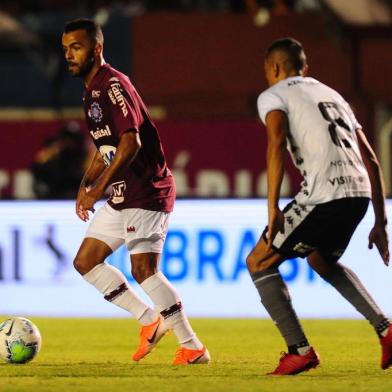  CAXIAS DO SUL, RS, BRASIL, 05/02/2020. SER Caxias x Botafogo-RJ, jogo válido pela primeira fase da Copa do Brasil 2020 e relizado no estádio Centenário. (Porthus Junior/Agência RBS)