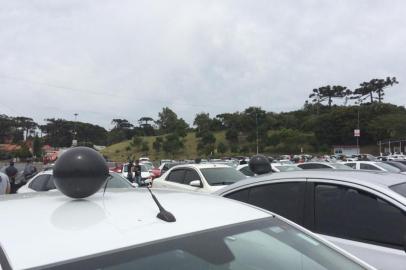 protesto de motoristas de aplicativo em caxias do sul. 14/02/2020