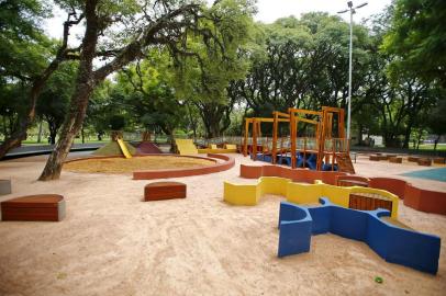  PORTO ALEGRE, RS, BRASIL, 14-02-2020: Novo playground infantil no Parque da Redenção (FOTO FÉLIX ZUCCO/AGÊNCIA RBS, Editoria de Porto Alegre).<!-- NICAID(14419679) -->