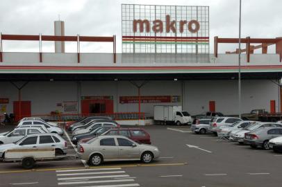  Loja Makro.<!-- NICAID(6329461) -->