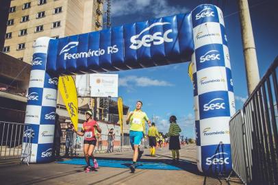  Cerca de mil atletas participaram do Circuito Sesc de Corridas, etapa de Caxias do Sul