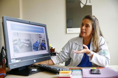  PORTO ALEGRE, RS, BRASIL, 14-02-2020: Campanha de recuperação da estrutura do Hospital de Pronto Soccorro de Porto Alegre. Será recuperado o telhado e alas do HPS. Na foto, Tatiana Breyer, Diretora do HPS (FOTO FÉLIX ZUCCO/AGÊNCIA RBS, Editoria de Porto Alegre).<!-- NICAID(14419666) -->