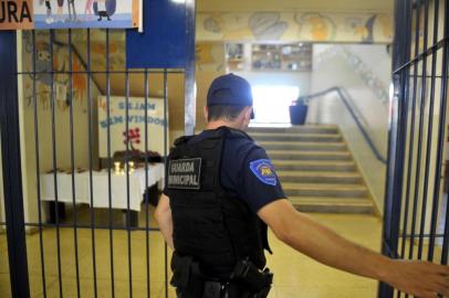  CAXIAS DO SUL, RS, BRASIL, 17/02/2020Ações volta Às aulas da Guarda Municipal na escola Luciano Cosetti.(Lucas Amorelli/Agência RBS)