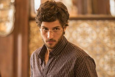 Chay Suede vive o personagem Danilo em Amor de Mãe, novela das nove da Globo.<!-- NICAID(14336187) -->