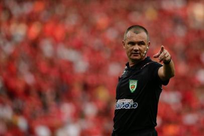  PORTO ALEGRE, RS, BRASIL, 14.04.2019. Inter e Grêmio se enfrentam no Beira-Rio em primeira partida pela final do Campeonato Gaúcho 2019. Clássico é o Gre-Nal de número 419.(Foto: Marco Favero / Agencia RBS)Indexador: Felix Zucco<!-- NICAID(14038277) -->