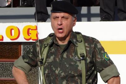 O general gaúcho Valério Stumpf Trindade será novo comandante do Comando Militar do Sul. <!-- NICAID(14426192) -->