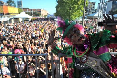  CAXIAS DO SUL, RS, BRASIL 03/03/2019Bloco da Velha movimentou Caxias do Sul no domingo de Carnaval. (Felipe Nyland/Agência RBS)<!-- NICAID(13980090) -->