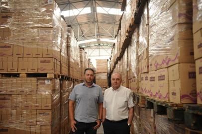  CAXIAS DO SUL, RS, BRASIL (19/02/2020)Julio Fante, sócio-diretor da Fante Bebidas e Isaias Fante, diretor comercial, falam sobre alto índice de exportações da empresa. (Antonio Valiente/Agência RBS)<!-- NICAID(14424183) -->