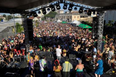 CAXIAS DO SUL, RS, BRASIL, 22/02/2020Sábado de Carnaval em Caxias do SulBloco da Ovelha na praça das feiras(Lucas Amorelli/Agência RBS)<!-- NICAID(14428901) -->