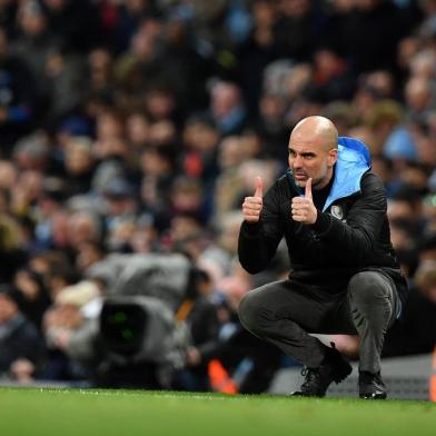  Manchester Citys Spanish manager Pep Guardiola reacts during the English League Cup semi-final second leg football match between Manchester City and Manchester United at the Etihad Stadium in Manchester, north west England, on January 29, 2020. (Photo by Paul ELLIS / AFP) / RESTRICTED TO EDITORIAL USE. No use with unauthorized audio, video, data, fixture lists, club/league logos or live services. Online in-match use limited to 120 images. An additional 40 images may be used in extra time. No video emulation. Social media in-match use limited to 120 images. An additional 40 images may be used in extra time. No use in betting publications, games or single club/league/player publications. / Editoria: SPOLocal: ManchesterIndexador: PAUL ELLISSecao: soccerFonte: AFPFotógrafo: STF<!-- NICAID(14431385) -->