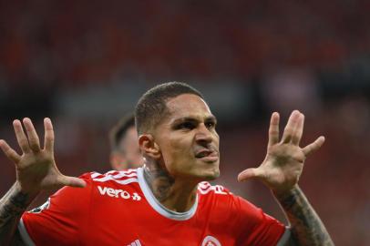  Paolo Guerrero of Brazils Internacional celebrates after scoring against Colombias Tolima during their 2020 Copa Libertadores match held at Beira Rio stadium, in Porto Alegre, Brazil, on February 26, 2020. (Photo by SILVIO AVILA / AFP)Editoria: SPOLocal: Porto AlegreIndexador: SILVIO AVILASecao: soccerFonte: AFPFotógrafo: STR<!-- NICAID(14432934) -->