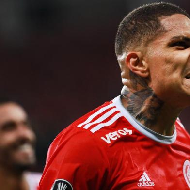  Paolo Guerrero of Brazil's Internacional celebrates after scoring a goal against Colombia's Tolima during their 2020 Copa Libertadores match held at Beira Rio stadium, in Porto Alegre, Brazil, on February 26, 2020. (Photo by SILVIO AVILA / AFP)Editoria: SPOLocal: Porto AlegreIndexador: SILVIO AVILASecao: soccerFonte: AFPFotógrafo: STR<!-- NICAID(14432940) -->