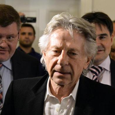 (FILES) This file photo taken on October 30, 2015 shows Oscar-winning director Roman Polanski arriving for a press conference after his trial at the regional court in Krakow.Poland on May 31, 2016 relaunched a procedure to extradite Polanski to the United States to face sentencing for a 1977 case of statutory rape. / AFP PHOTO / JANEK SKARZYNSKI<!-- NICAID(12230054) -->