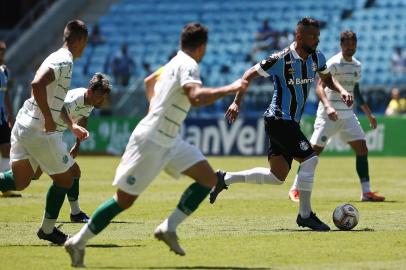 Grêmio enfrenta o Juventude, na Arena, pela primeira rodada do segundo turno do Gauchão. No lance, Maicon<!-- NICAID(14435697) -->