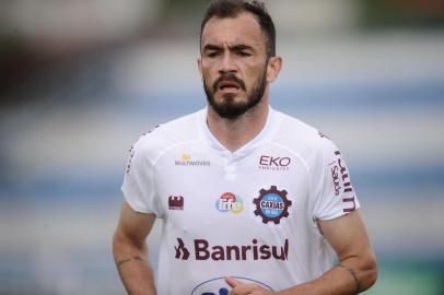  BENTO GONÇALVES, RS, BRASIL (09/02/2019)Jogo entre Esportivo e Ser Caxias pela última rodada da primeira fase do Campeonato Gaúcho no Estádio Montanha dos Vinhedos em Bento Gonçalves. (Antonio Valiente/Agência RBS)<!-- NICAID(14413313) -->