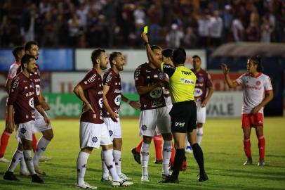  CAXIAS DO SUL, RS, BRASIL - 29.02.2020 - Caxias e Inter se enfrentam no Estádio Centenário, pela 1ª rodada da Taça Francisco Novelletto Neto (2º turno do Campeonato Gaúcho). (Foto: Tadeu Vilani/Agencia RBS)