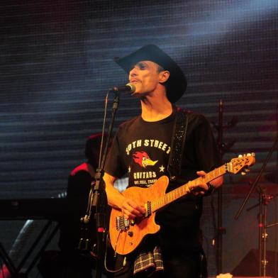  CAXIAS DO SUL, RS, BRASIL, 23/11/2017 - 10ª Edição do Mississippi Delta Blues Festival ocorre nos dias 23, 24 e 25 de novembro, na Estação Férrea, em Caxias do Sul. NA FOTO: Charles Master,no palco Mojo Hand Stage. (Marcelo Casagrande/Agência RBS)<!-- NICAID(13287503) -->