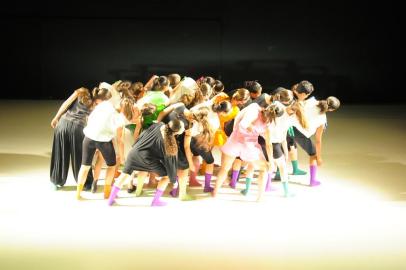 Escola Preparatória de Dança de Caxias do Sul<!-- NICAID(10311732) -->