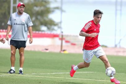 Treino do Inter no CT Parque Gigante. No lance, o técnico Eduardo Coudet<!-- NICAID(14440852) -->