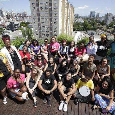  PORTO ALEGRE, RS, BRASIL - 2020.05.03 - Matéria especial com bandas e projetos encabeçados por mulheres. (Foto: ANDRÉ ÁVILA/ Agência RBS)<!-- NICAID(14441049) -->