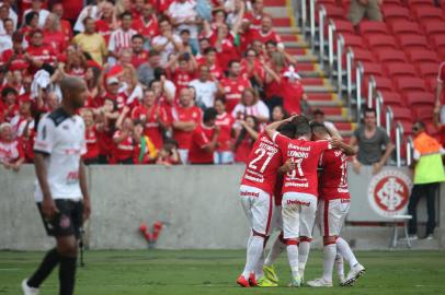  PORTO ALEGRE, RS, BRASIL - 19-04-2015 - Inter x Brasil-Pel jogam no Beira Rio. Partida válida para definir o segundo finalista do Gauchão (FOTO: DIEGO VARA/AGÊNCIA RBS)Indexador: Diego Vara<!-- NICAID(11350514) -->