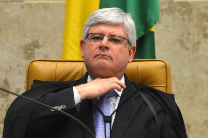 BRASÍLIA, DF, BRASIL (16/12/2015): Procurador-geral da República, Rodrigo Janot na leitura do voto sobre rito de impeachment no STF<!-- NICAID(11894334) -->