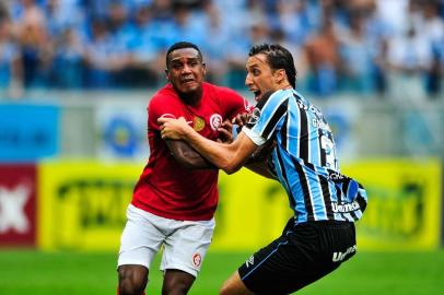  PORTO ALEGRE, RS, BRASIL, 18.03.2018. Inter e Grêmio disputam Gre-Nal 414 no estádio Arena e válido pela semifinal do Campeonato Gaúcho 2018. Na foto: Geromel (ANDERSON FETTER/AGÊNCIA RBS)