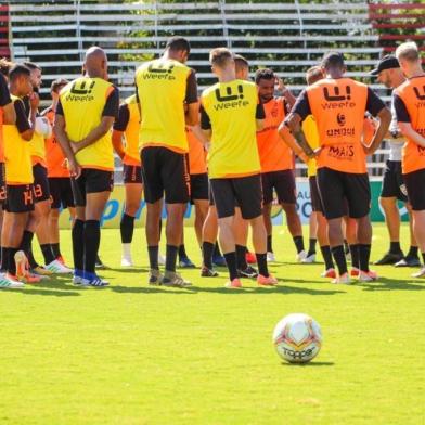 O São Luiz, do técnico Antônio Picoli, será o rival do Caxias na segunda rodada da Taça Francisco Novelletto.<!-- NICAID(14443490) -->