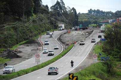  FARROUPILHA, RS, BRASIL, 27/09/2019. Novo trevo de acesso a Forqueta, na ERS-122, no antigo posto do Pedágio. Obras foram concluídas e motoristas já poderão utilizar o acesso. (Porthus Junior/Agência RBS)<!-- NICAID(14267291) -->