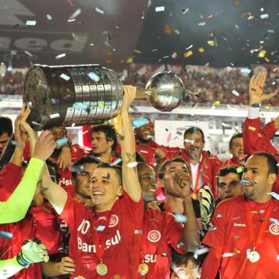  Jogo final da Copa Libertadores da América 2010 - Estádio Beira-Rio. Taça<!-- NICAID(5479497) -->