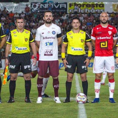  IJUÍ, RS, BRASIL, 09/03/2020. São Luíz x SER Caxias, jogo válido pela segunda rodada da Taça Francisco Novelletto Neto, segundo turno do Campeonato Gaúcho (Gauchão 2020) e realizado no estádio 19 de Outubro, em Ijuí. (Lucas Dornelles/São Luiz/Divulgação)<!-- NICAID(14446824) -->