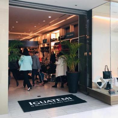 Shopping Iguatemi Caxias realiza feira de calçados.<!-- NICAID(14447977) -->