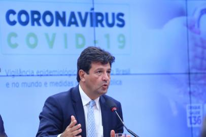 As ações preventivas da vigilância sanitária e possíveis consequências para o Brasil quanto ao enfrentamento da pandemia causada pelo coronavírus. Ministro de Saúde, Luiz Henrique Mandetta. Foto: Vinícius Loures/Câmara dos Deputados<!-- NICAID(14448310) -->