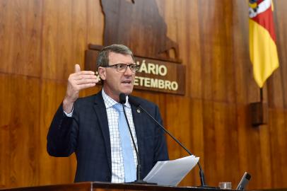 Foto: Vinicius Reis | Agência ALRSLegenda: Sessão Plenária, Gilmar Sossella