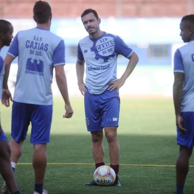  CAXIAS DO SUL, RS, BRASIL (12/03/2020)Treino do SER caxias no Estádio Centenário. Na foto,Yuri. (Antonio Valiente/Agência RBS)<!-- NICAID(14449116) -->