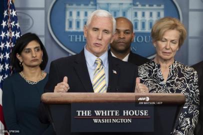  US Vice President Mike Pence speaks during a press briefing about the Coronavirus (COVID-19) in the Brady Press Briefing Room at the White House in Washington, DC, March 14, 2020. (Photo by JIM WATSON / AFP)Editoria: POLLocal: WashingtonIndexador: JIM WATSONSecao: diseaseFonte: AFPFotógrafo: STF<!-- NICAID(14451686) -->