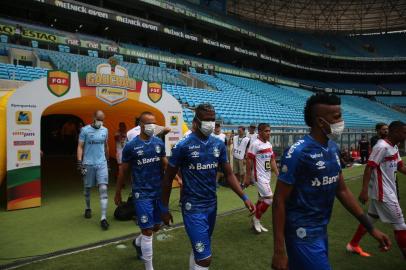 Grêmio recebe o São Luiz pela terceira rodada do segundo turno do Gauchão na Arena. Partida foi com portoões fechados devido ao coronavírus. Jogadores entraram com máscaras.<!-- NICAID(14451842) -->