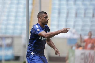  PORTO ALEGRE, RS, BRASIL,15/03/2020-Grêmio recebe o São Luiz pela terceira rodada do segundo turno do Gauchão na Arena. Partida foi com portoões fechados devido ao coronavírus.(FOTOGRAFO: ANDRÉ ÁVILA / AGENCIA RBS)<!-- NICAID(14451900) -->