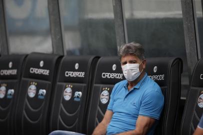 Grêmio recebe o São Luiz pela terceira rodada do segundo turno do Gauchão na Arena. Partida foi com portoões fechados devido ao coronavírus.Técnico Renato Portaluppi de máscara.<!-- NICAID(14451833) -->