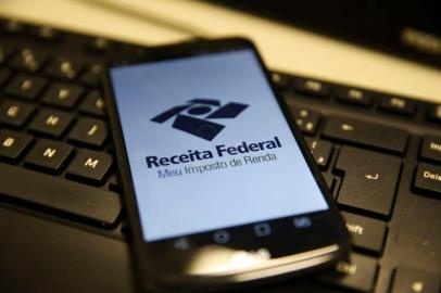 imposto de renda, receita federal<!-- NICAID(14360212) -->