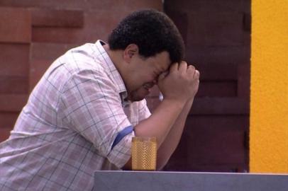 Babu se emociona após voltar do Paredão no BBB 20<!-- NICAID(14446999) -->