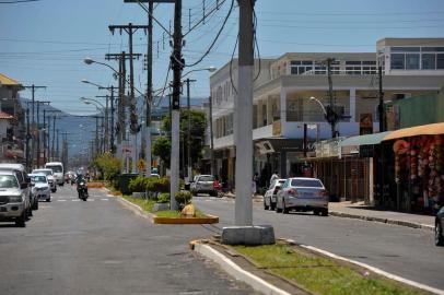  CAXIAS DO SUL, RS, BRASIL, 09/12/2019Prefeitura de Arroio do Sal finaliza preparativos para receber veranistas a partir de 21 de dezembro quando abre a temporada de Verão.(Lucas Amorelli/Agência RBS)<!-- NICAID(14352732) -->