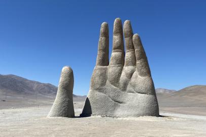 La mano del desierto, na Ruta 5, no deserto do Atacama, no Chile.<!-- NICAID(14458027) -->