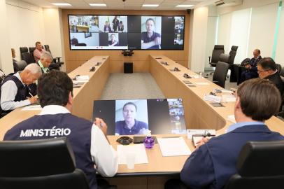 22/03/2020 Videoconferência com a Frente Nacional de Prefeitos - FNP(Brasília - DF, 22/03/2020) Presidente da República Jair Bolsonaro, durante Videoconferência com a Frente Nacional de Prefeitos - FNP.Foto: Isac Nóbrega/PR