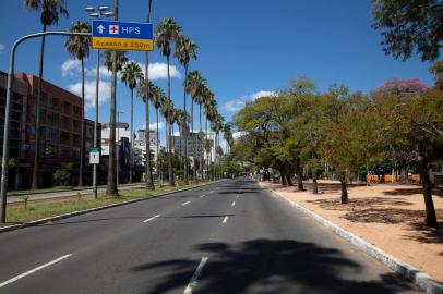  PORTO ALEGRE, RS, BRASIL - 22.03.2020 - Cidade Vazia - Parque da Redenção, Av. Osvaldo Aranha (15h05min). (Foto: Jefferson Botega/Agencia RBS)Indexador: Jefferson Botega<!-- NICAID(14458280) -->