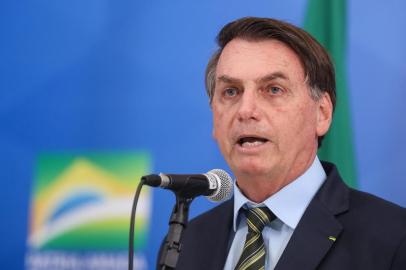 (BrasÃ­lia - DF, 23/03/2020) Presidente Jair Bolsonaro durante declaraÃ§Ã£o Ã  imprensa. Foto: Isac NÃ³brega/PR<!-- NICAID(14459155) -->