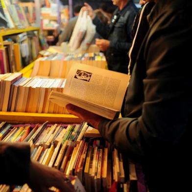  CAXIAS DO SUL, RS, BRASIL, 14/10/2018Último dia da feira do Livro de Caxias do Sul Patrona da feira do livro Rejane. (Lucas Amorelli/Agência RBS)<!-- NICAID(13784696) -->