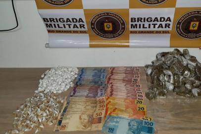 Traficante é preso com mais de um quilo de drogas em Nova Petrópolis <!-- NICAID(14464645) -->