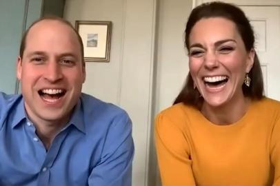 Príncipe William e Kate Middleton conversam com crianças e agradecem professores durante videochamada<!-- NICAID(14472819) -->